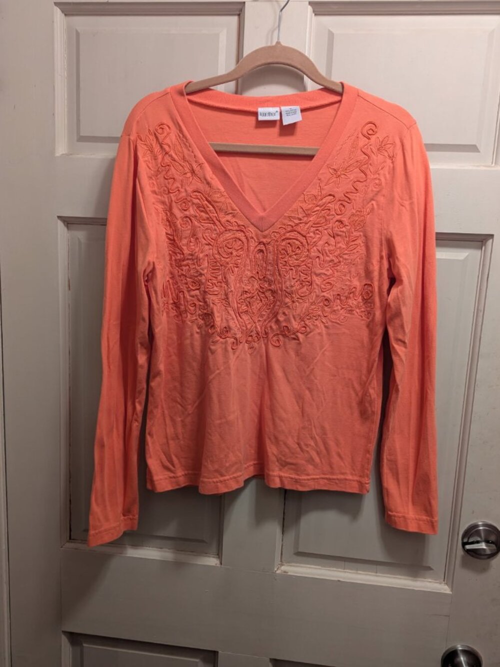 Top Pretty Light Coral size Medium 100% Cotton